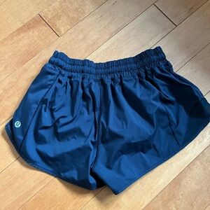 Lululemon 2.5” low rise short